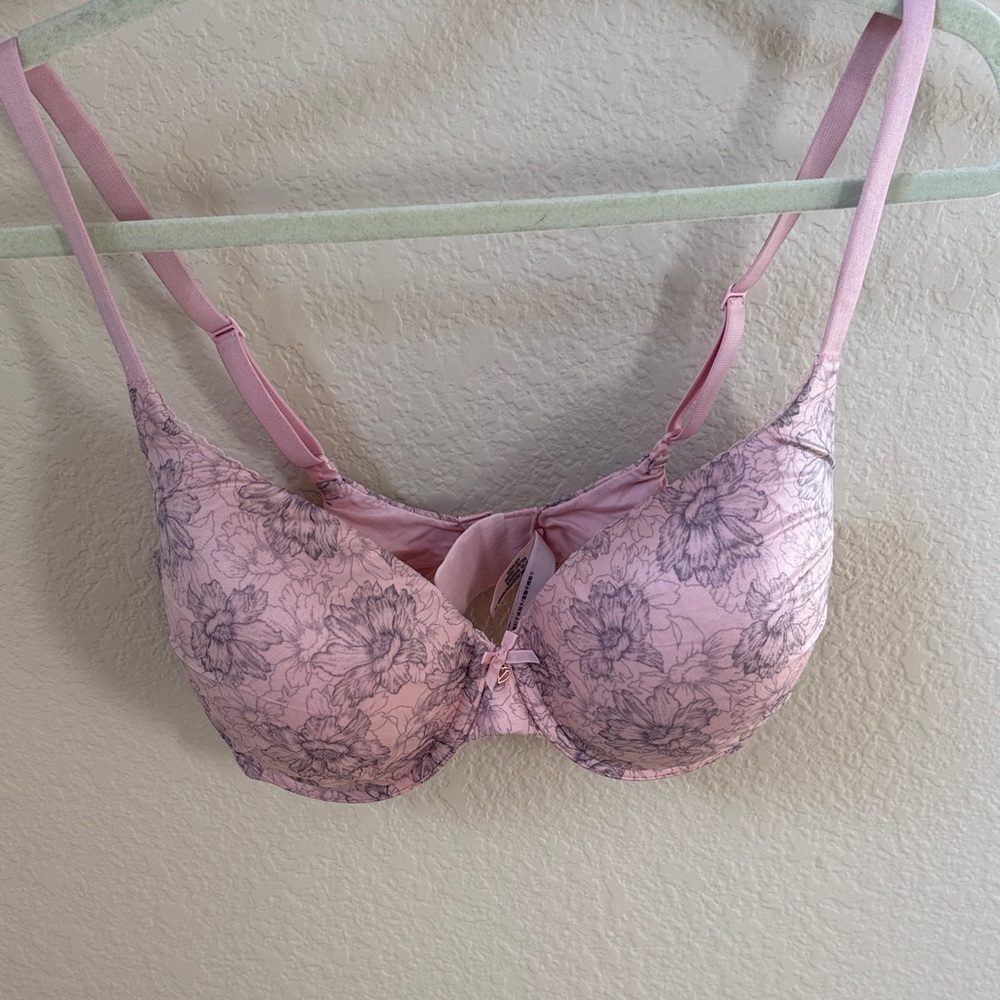 Victoria's Secret Pink Floral Lace Bra